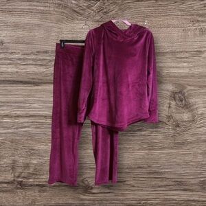 Pajamagram maroon velour PJ set. Medium. Hoodie.